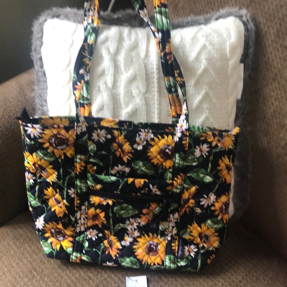 Vera Bradley Small Vera Tote in Sunflower